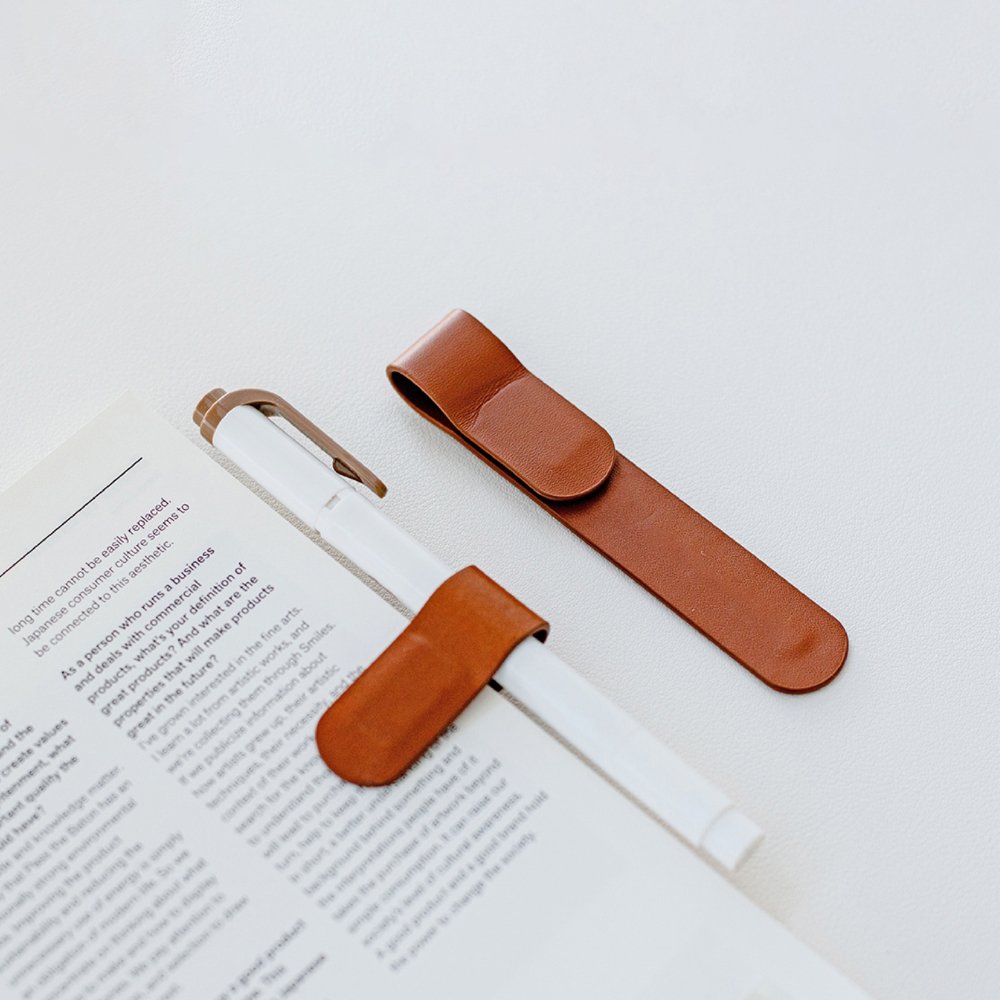 Aura Bookmark And Pen Holder